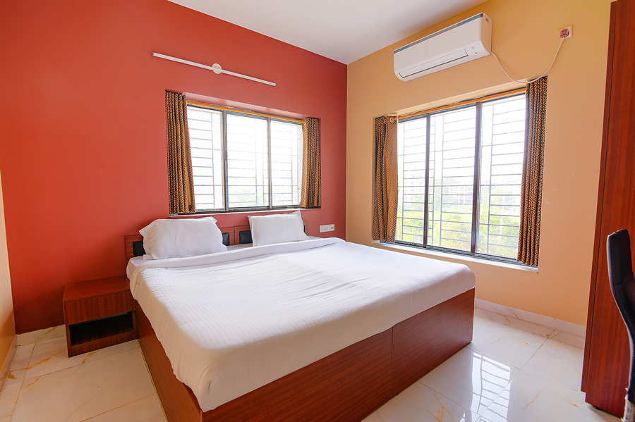 fabhotel amar raj inn