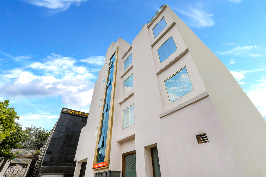 Fabexpress Global Inn New,CHINHAT,3 star