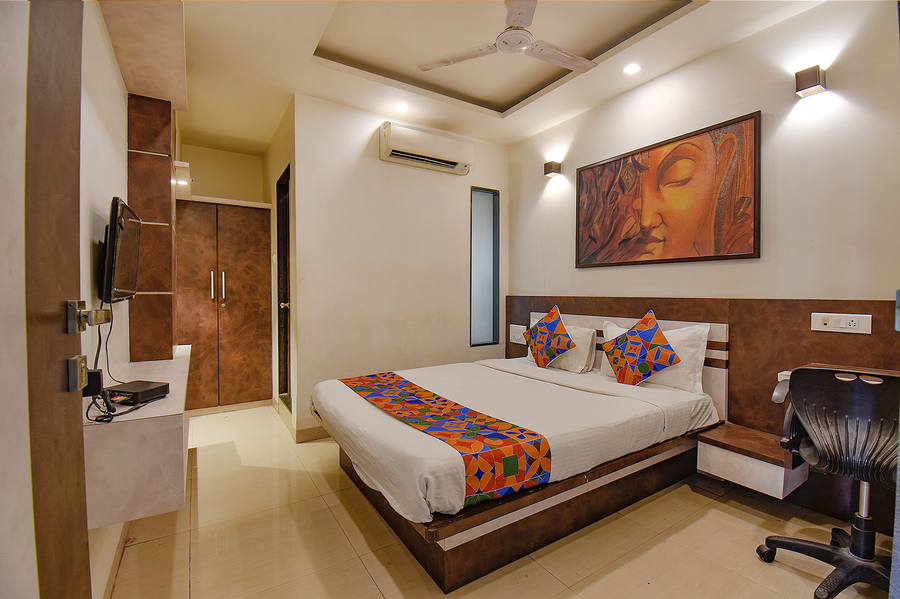 fabhotel royce studio apartments