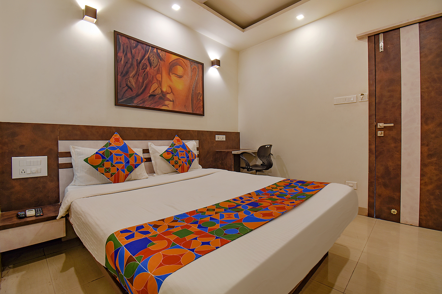 fabhotel royce studio apartments