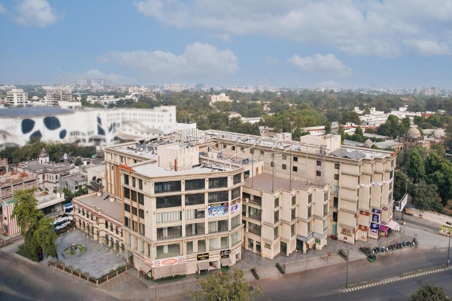 sunday hotel vadodara