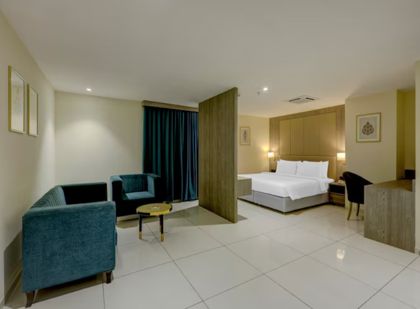 sunday hotel vadodara