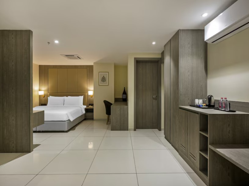 sunday hotel vadodara