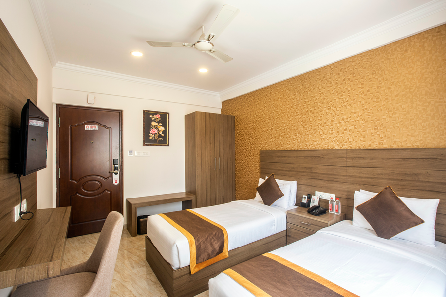 ecko sterling inn kempegowda international airport road