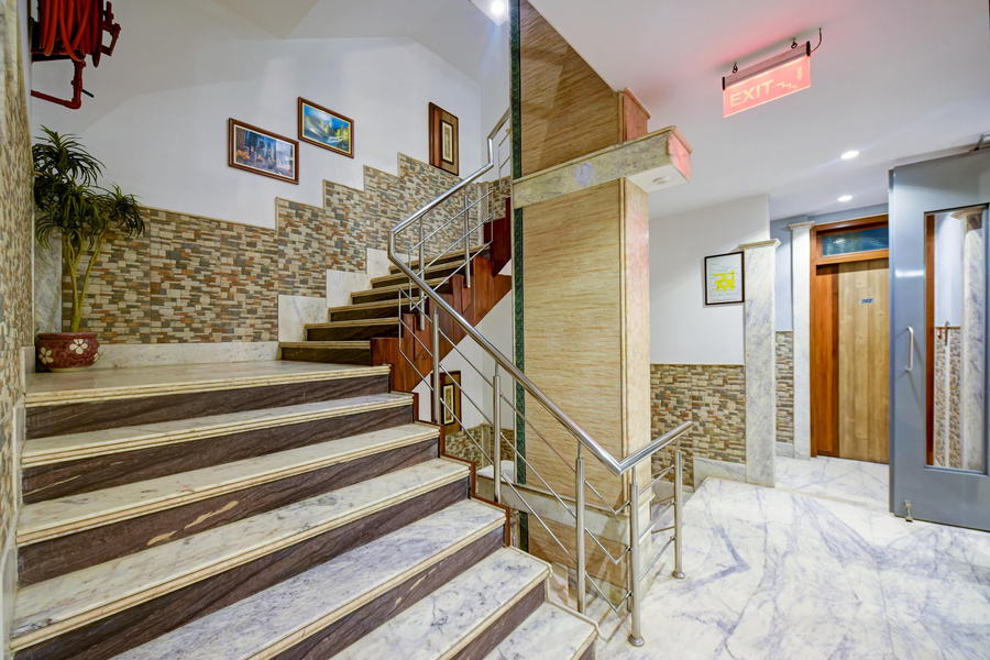 hotel natraj yes please