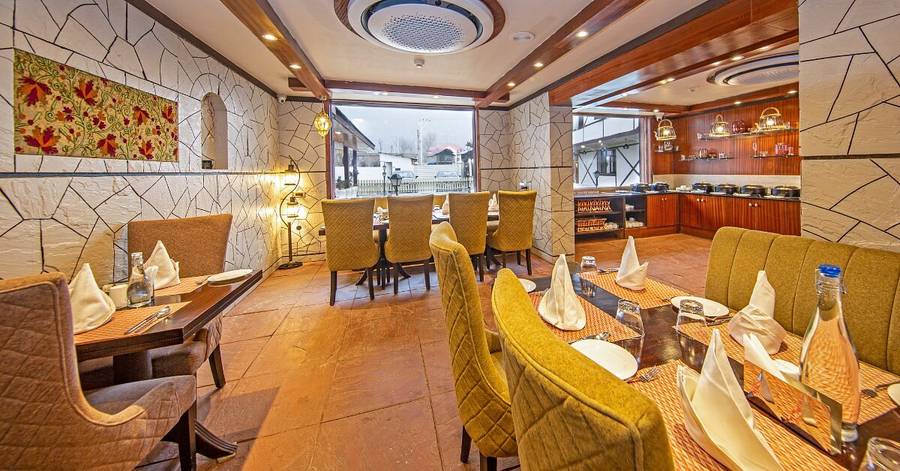 Apple Orchard Resort And Spa,Shalimar Bagh,4 star
