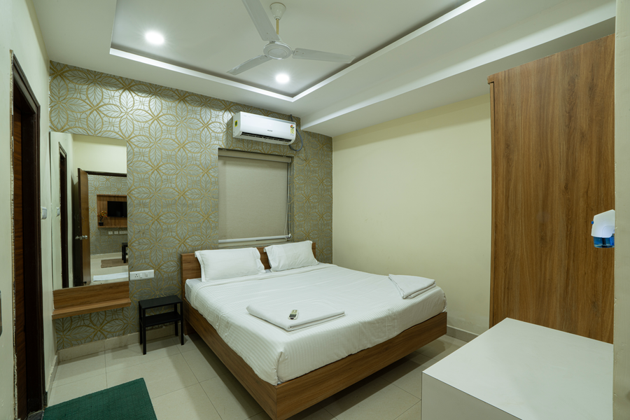 hotel iris atnest madhapur a business hotel