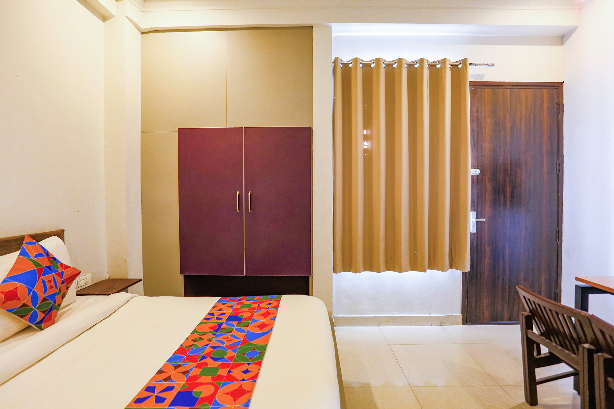 fabhotel novel suites
