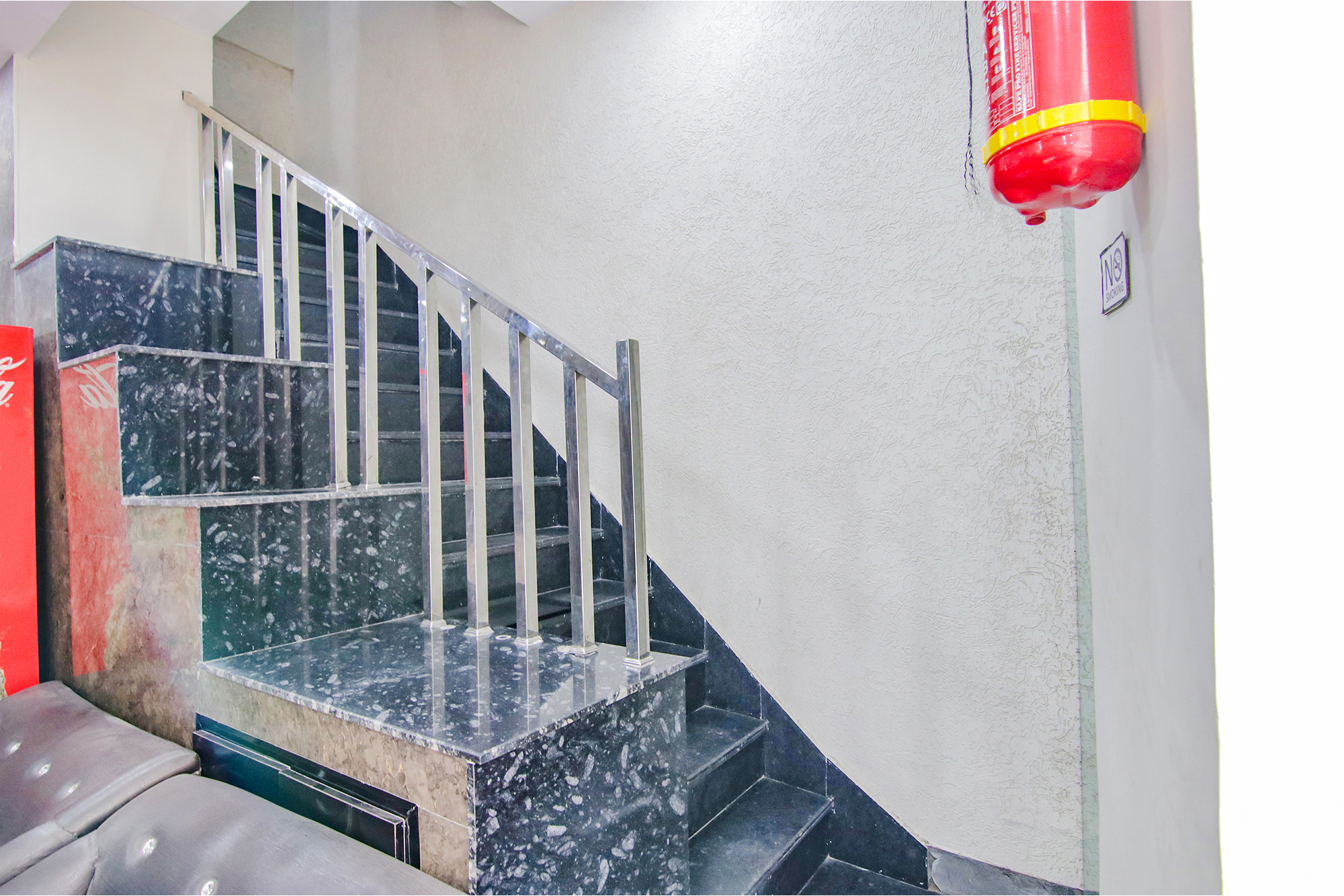 Fabhotel Golden Gate,174, New Partap Nagar, Pratap Nagar, Amritsar, Amritsar Cantt., Punjab 143001,3 star