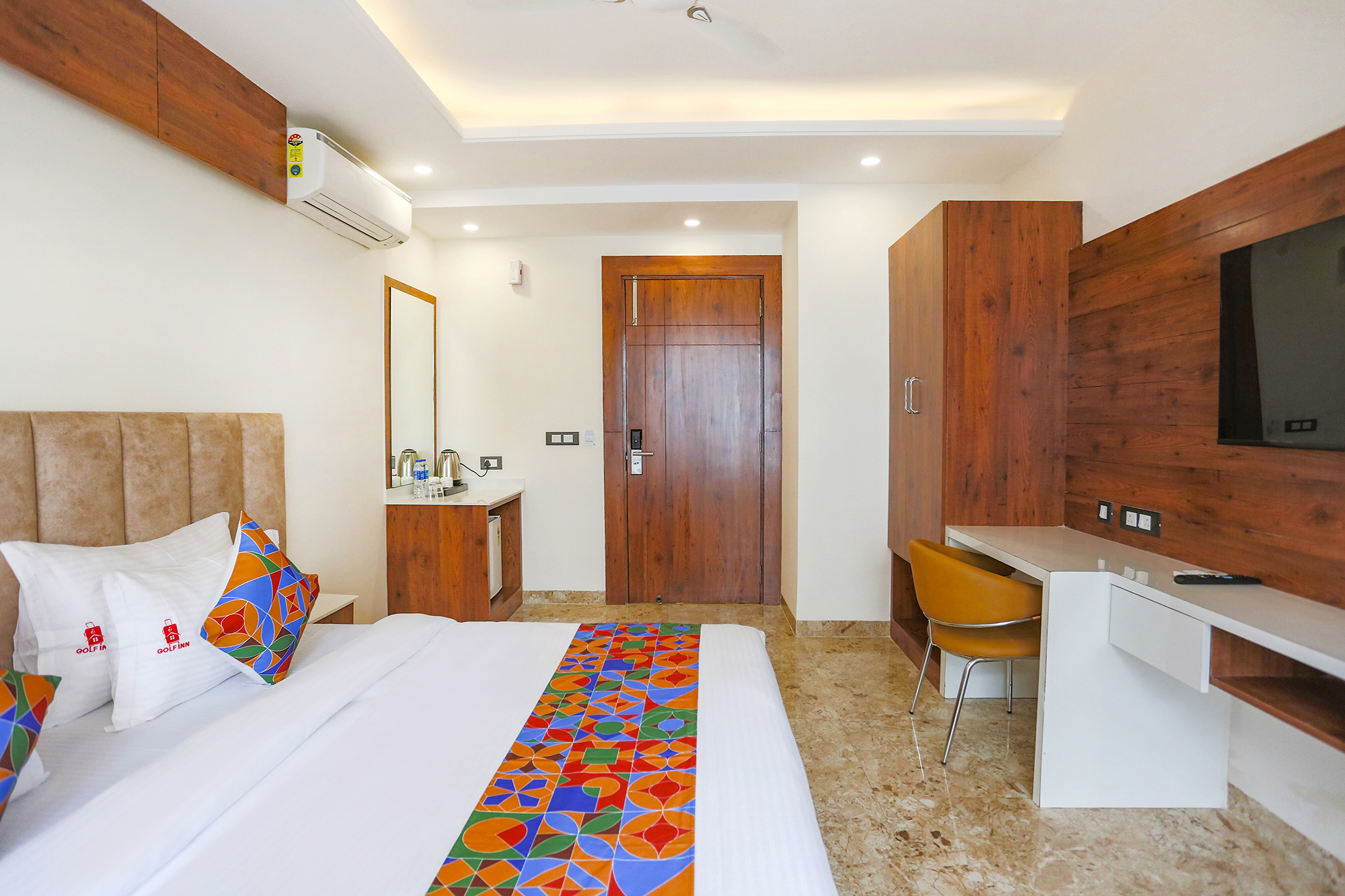 Fabhotel Golf Inn,Gurugram|New Delhi,3 star