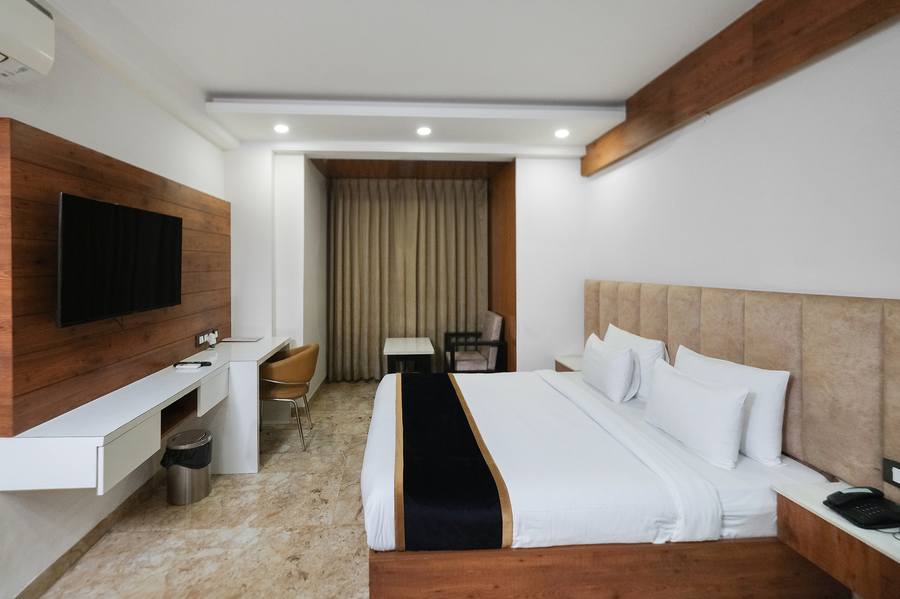 fabhotel golf inn