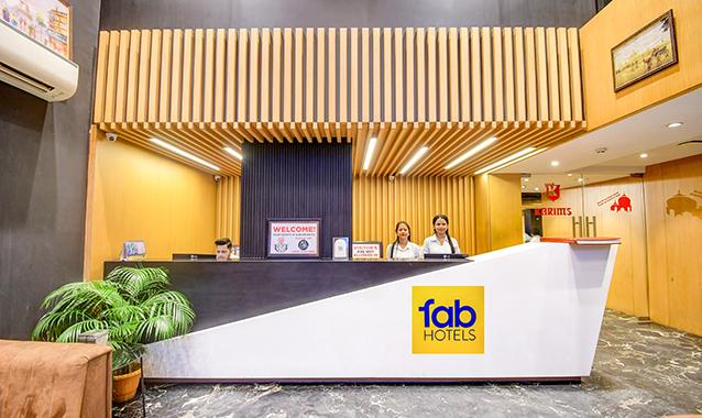 fabhotel prime kzar corporate near sealdah family and business friendly 2 km from us embassy park street