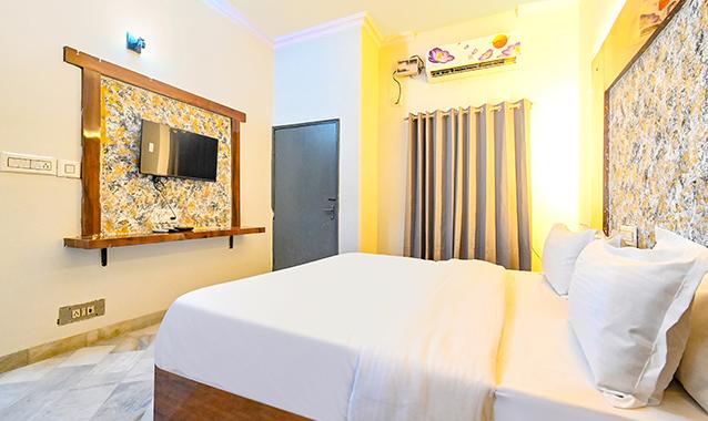 fabhotel classic holiday