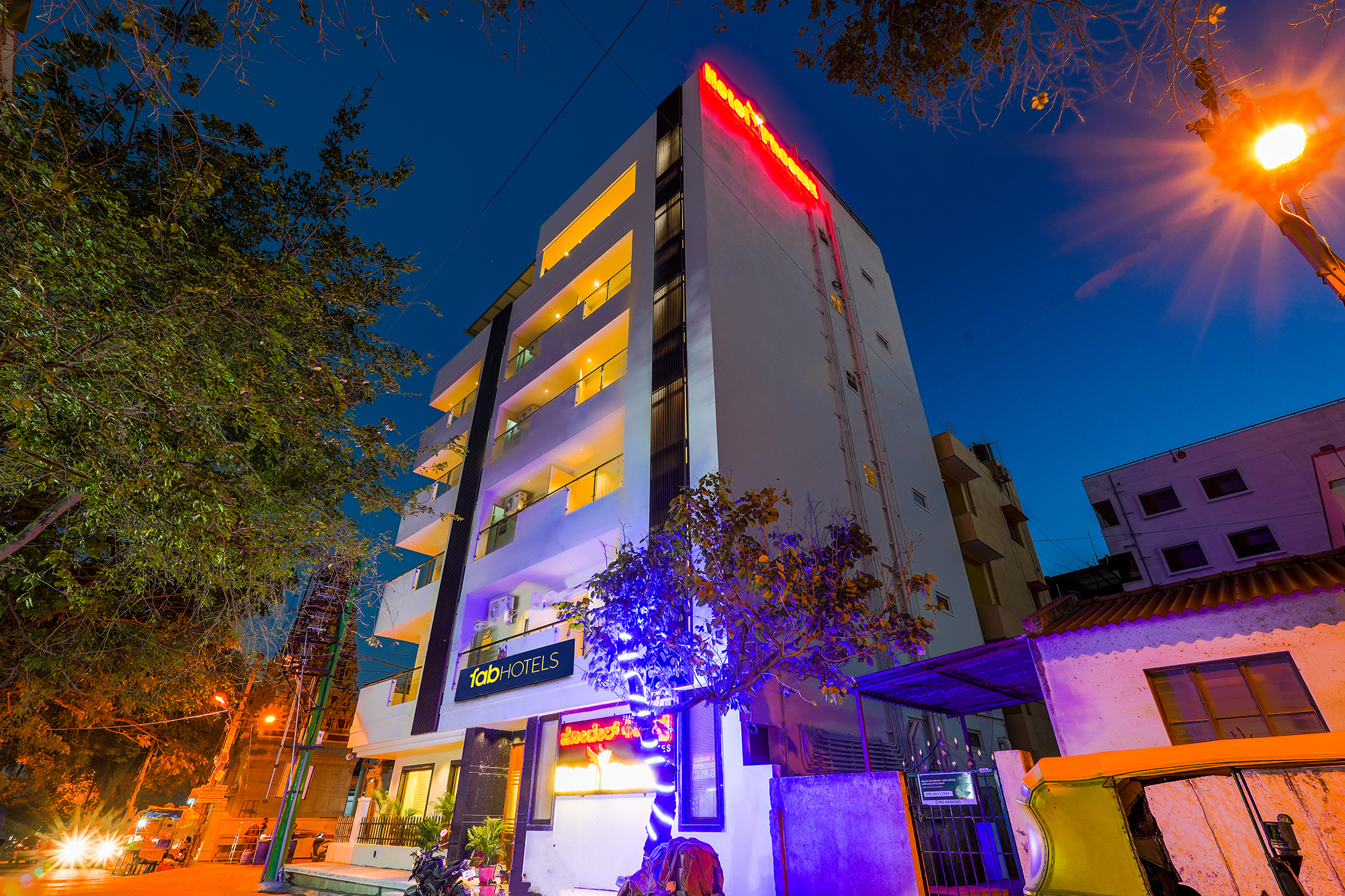 fabhotel phoenix brookfield