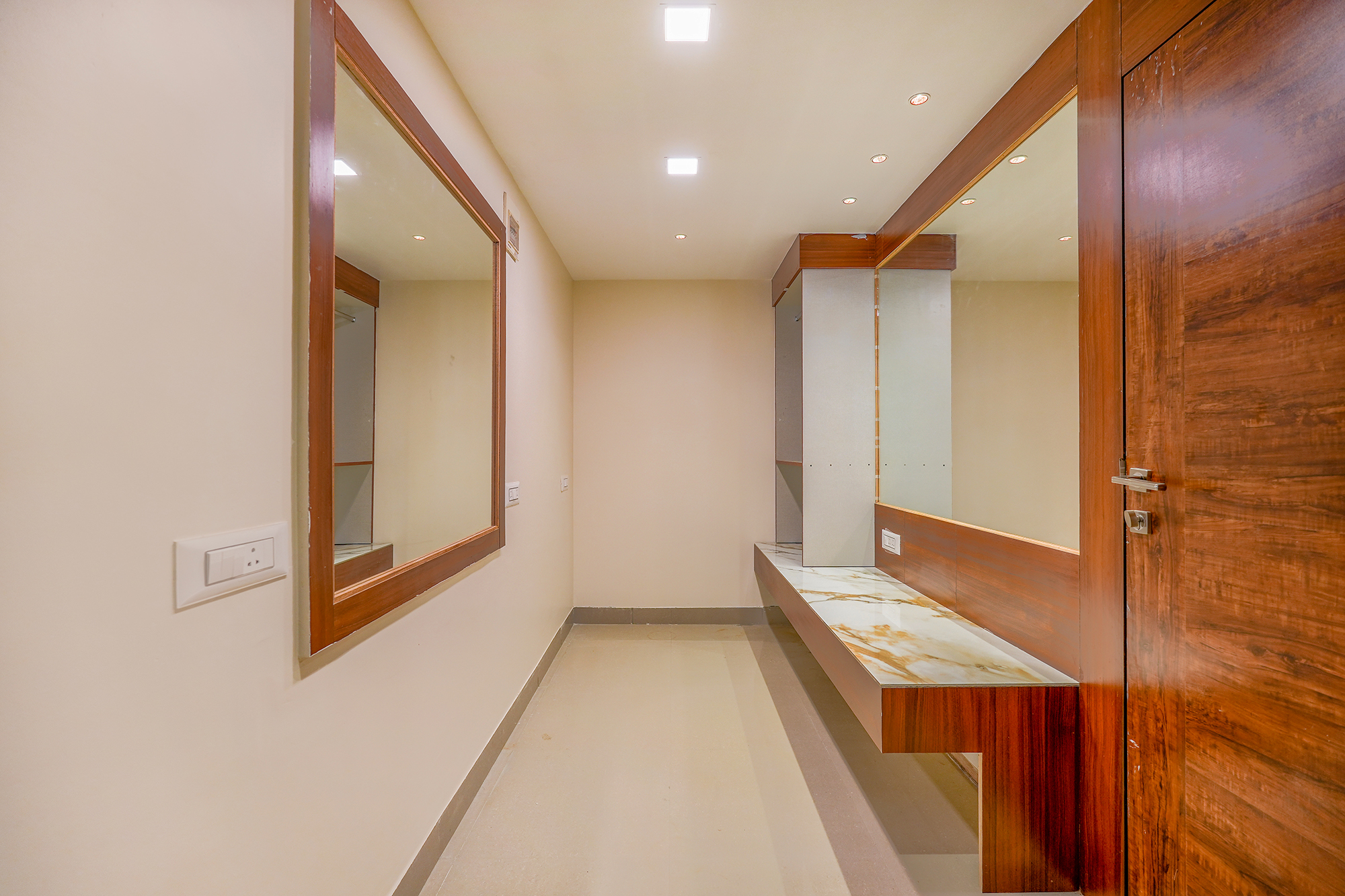 fabhotel phoenix brookfield