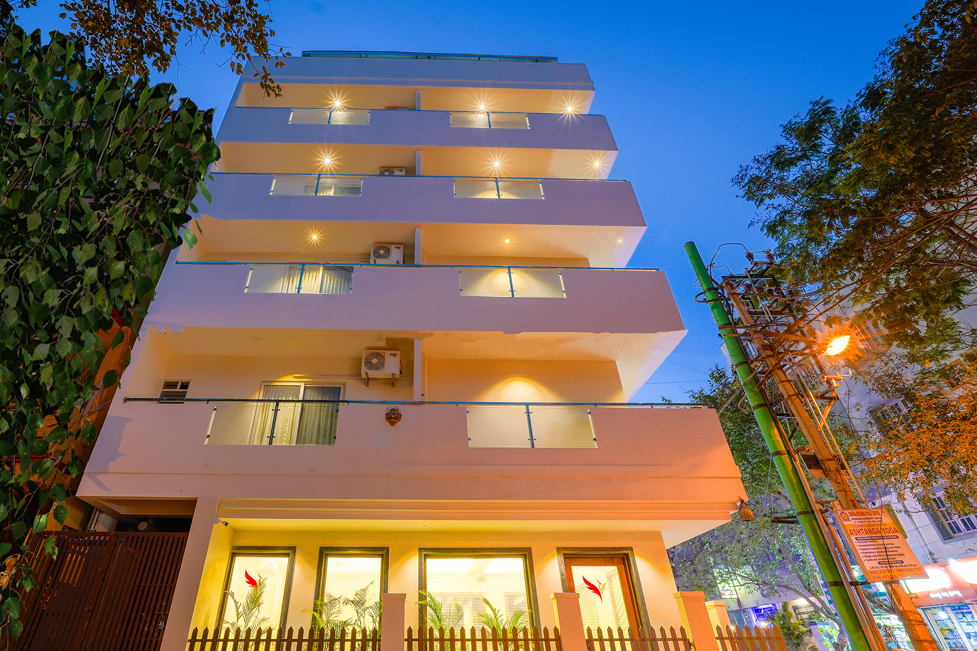 fabhotel phoenix brookfield