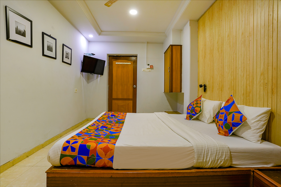 hotel manas residency