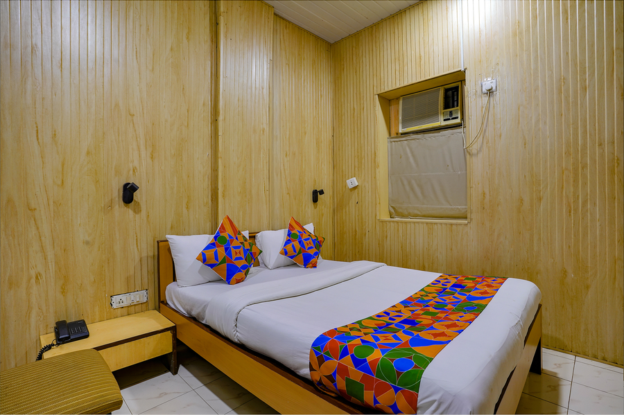 hotel manas residency