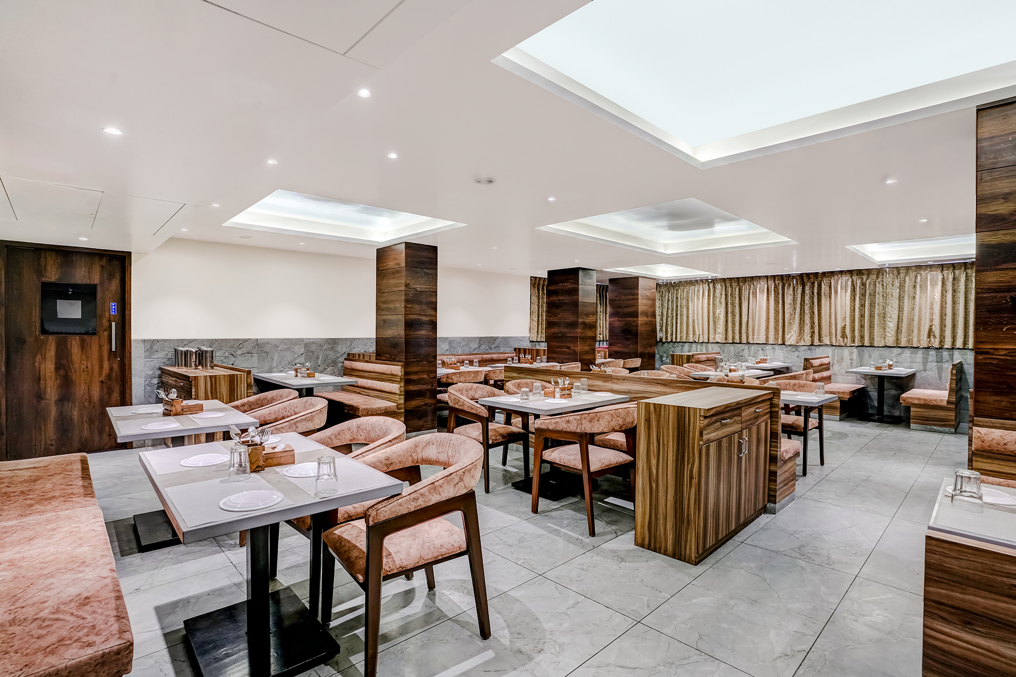 Fabhotel Pancharatna Regency,,3 star