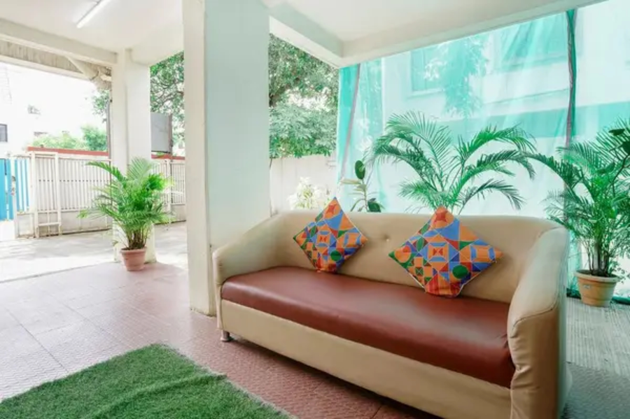 fabhotel vardhan house ii