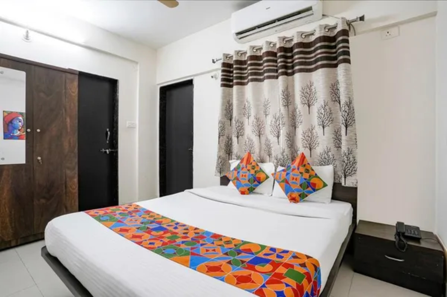 fabhotel vardhan house ii