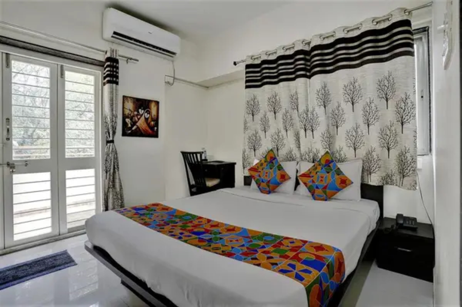 fabhotel vardhan house ii