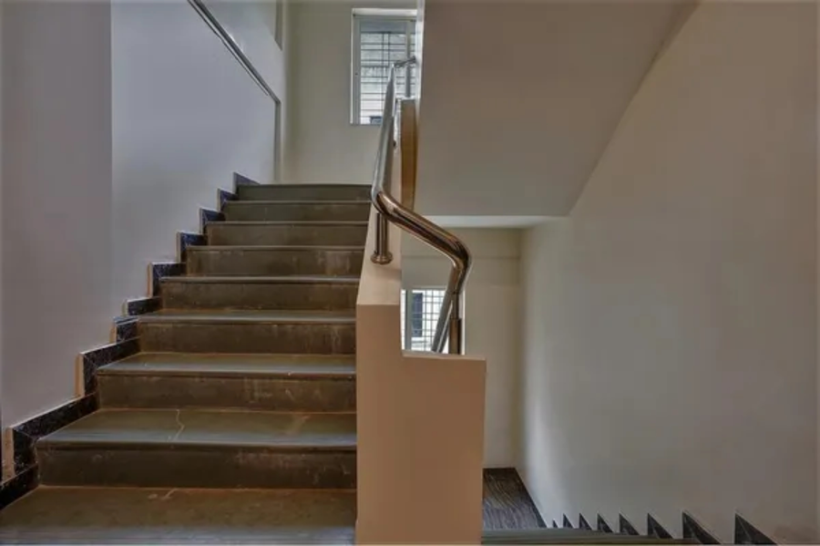 fabhotel vardhan house ii