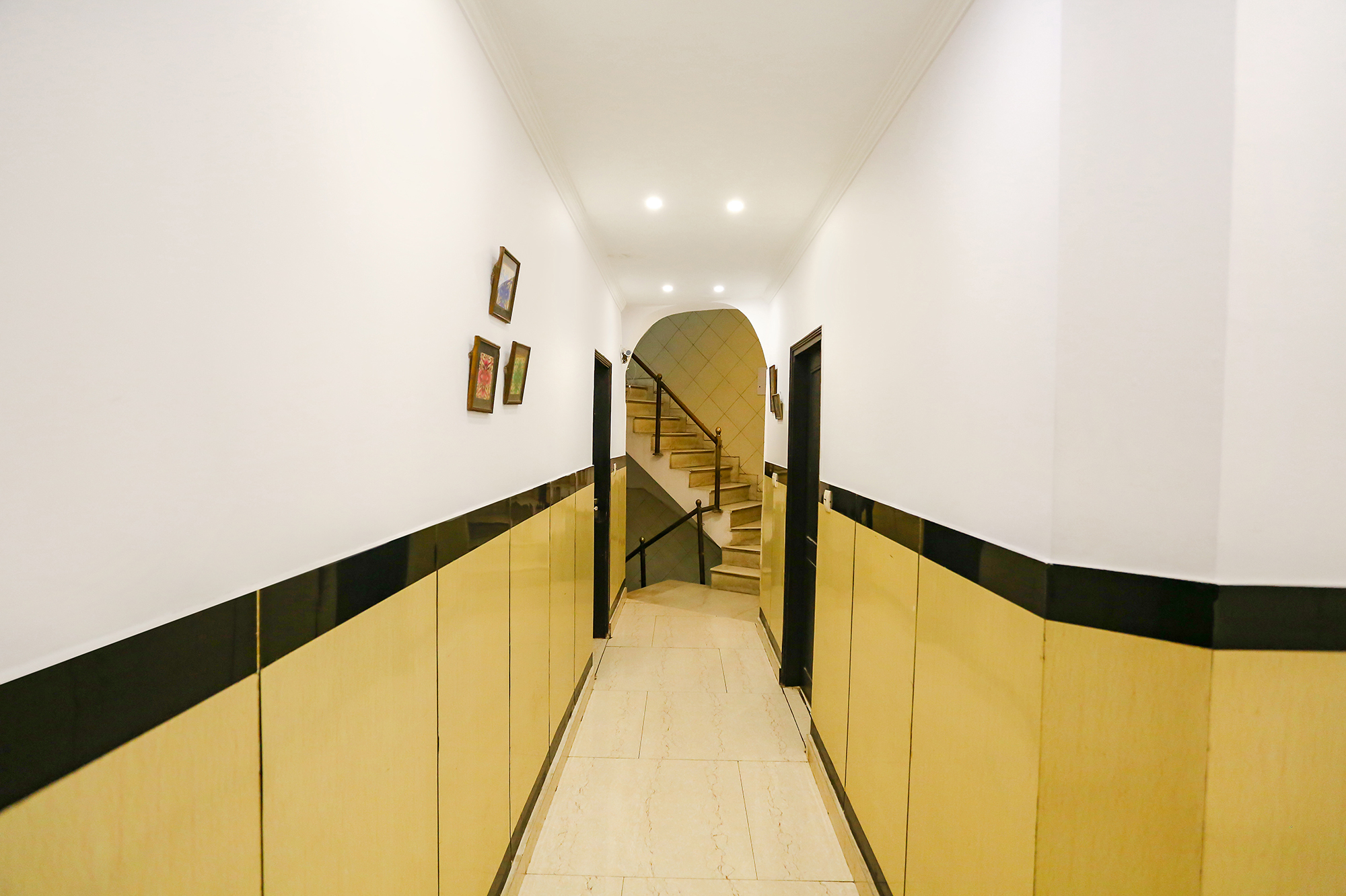 Hotel Happy Residency,C-6, Kalkaji, Nr Kalkaji Police Station,3 star