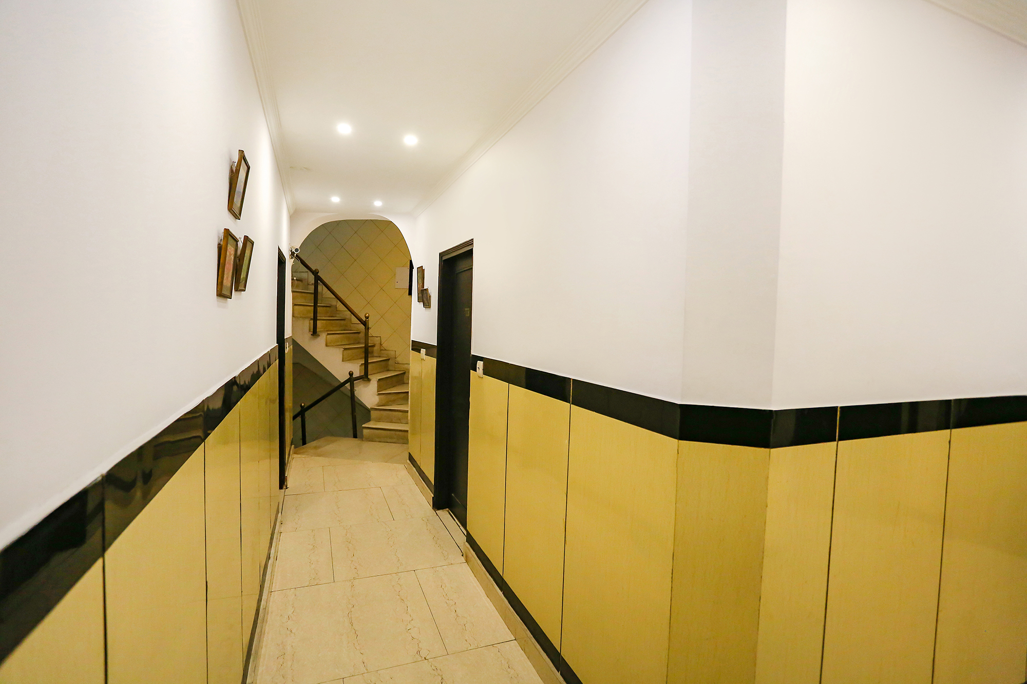 Hotel Happy Residency,C-6, Kalkaji, Nr Kalkaji Police Station,3 star