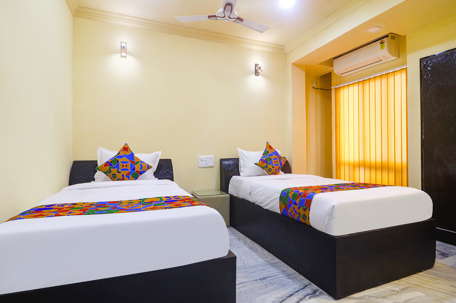 fabhotel fortune grand nr lakdikapul metro station