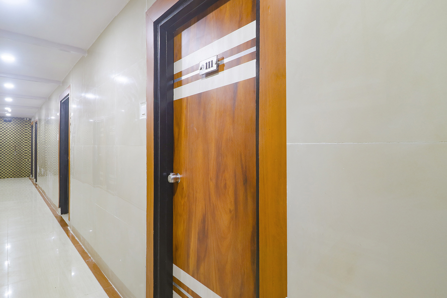 fabhotel fortune grand nr lakdikapul metro station