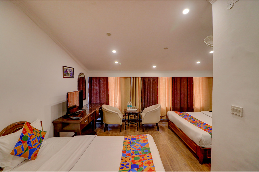 Fabhotel F9 Mall Road,MALL RD,3 star