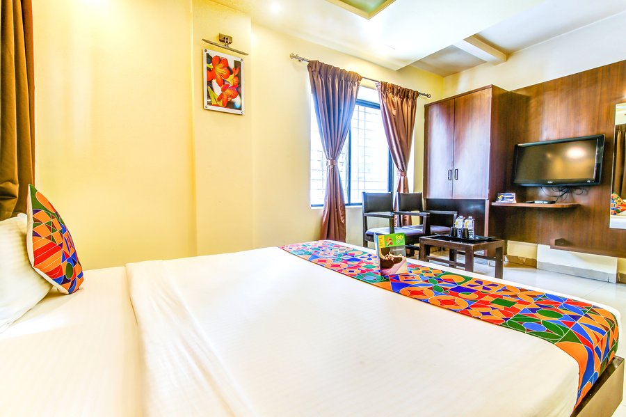 fabhotel ranjanas nr humkar chowk
