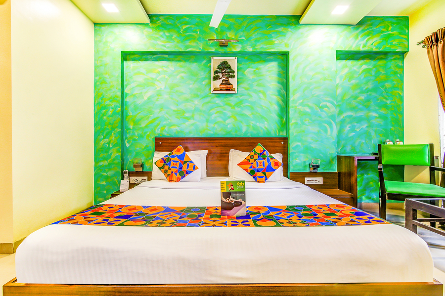 fabhotel ranjanas nr humkar chowk