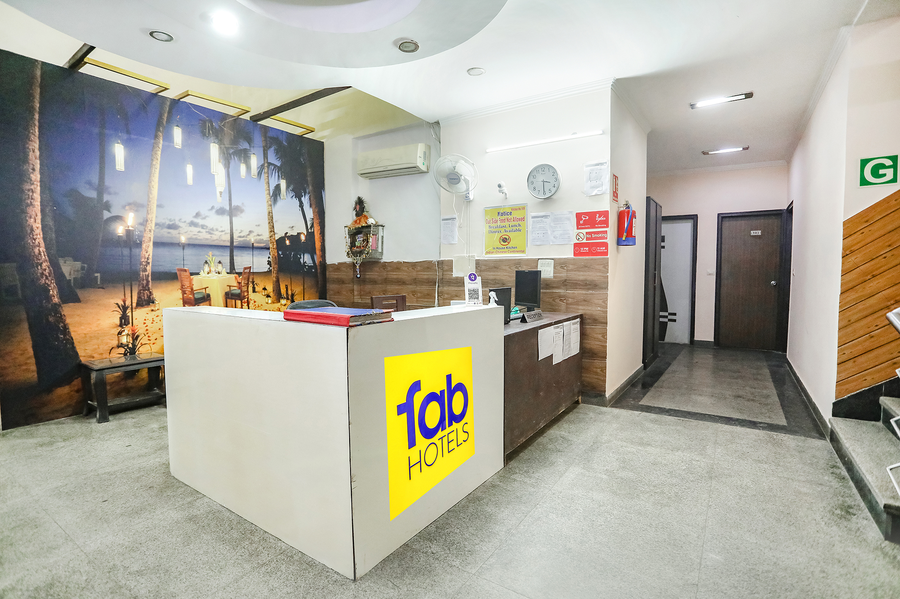 fabhotel f9 sector 51