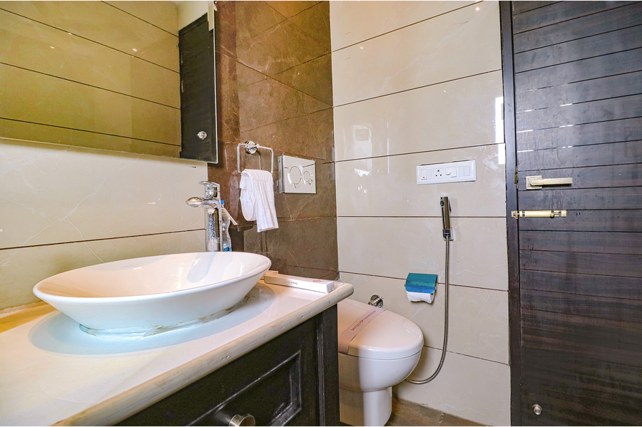 fabhotel k9 villa