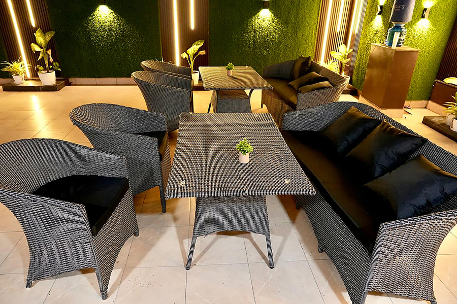 fabhotel f9 kirti nagar