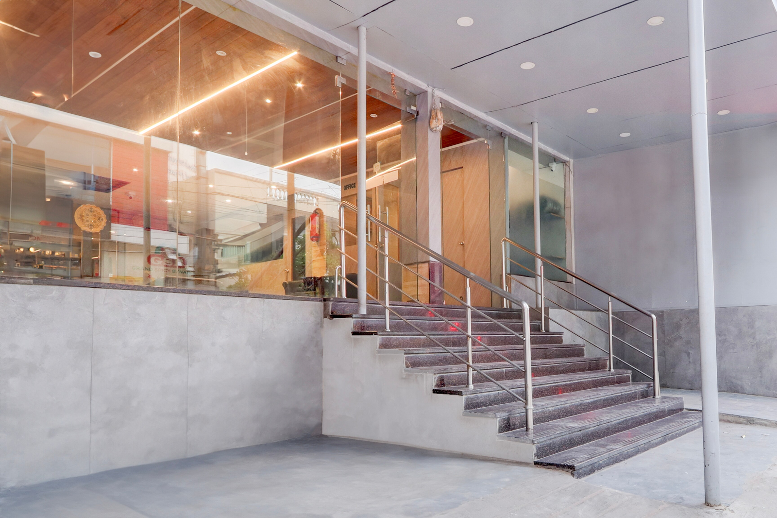 Super Townhouse Oak Madhapur Formerly Nera Regency,Hyderabad|Chanda Nagar,3 star