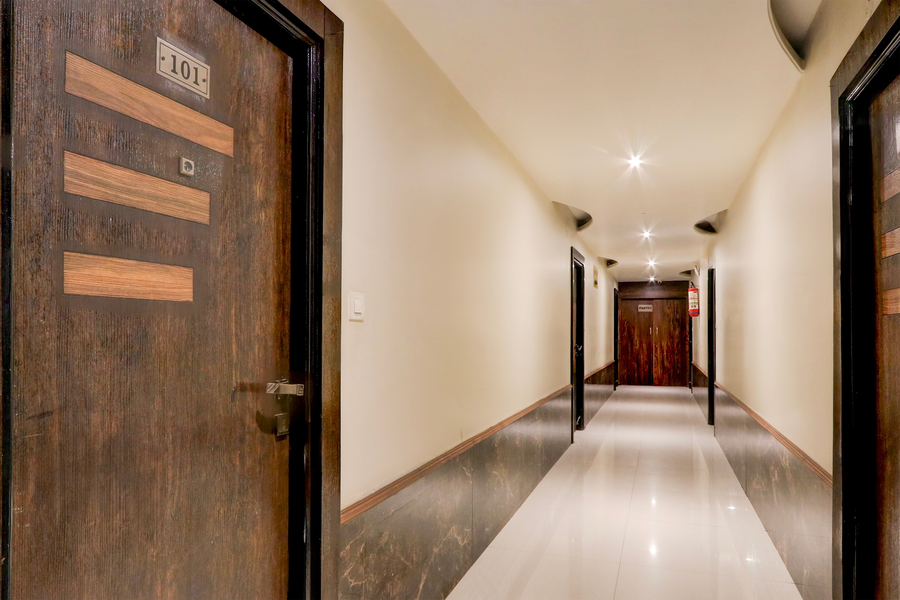 super townhouse oak madhapur formerly nera regency