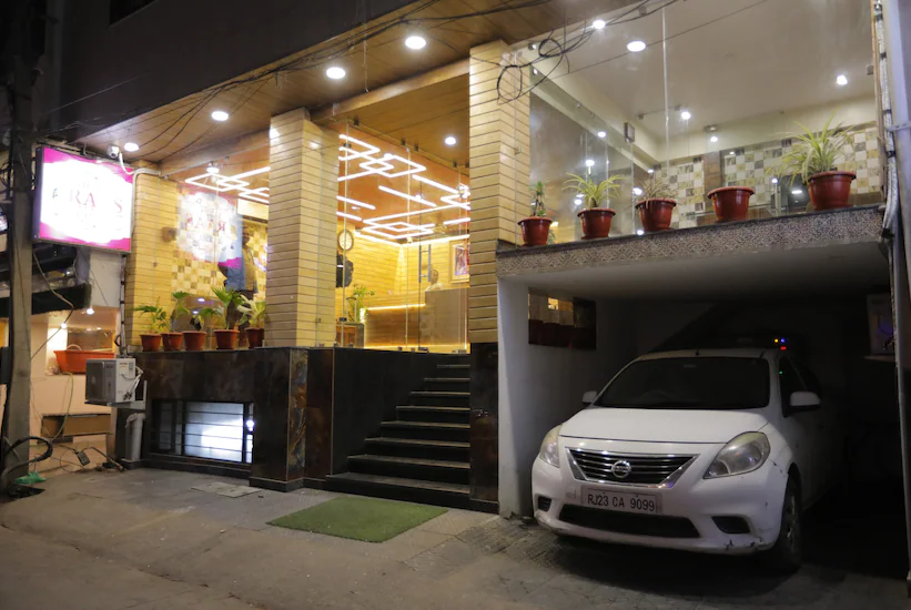 Hotel Raas Palace,Near Jaipur Railway Station,3 star