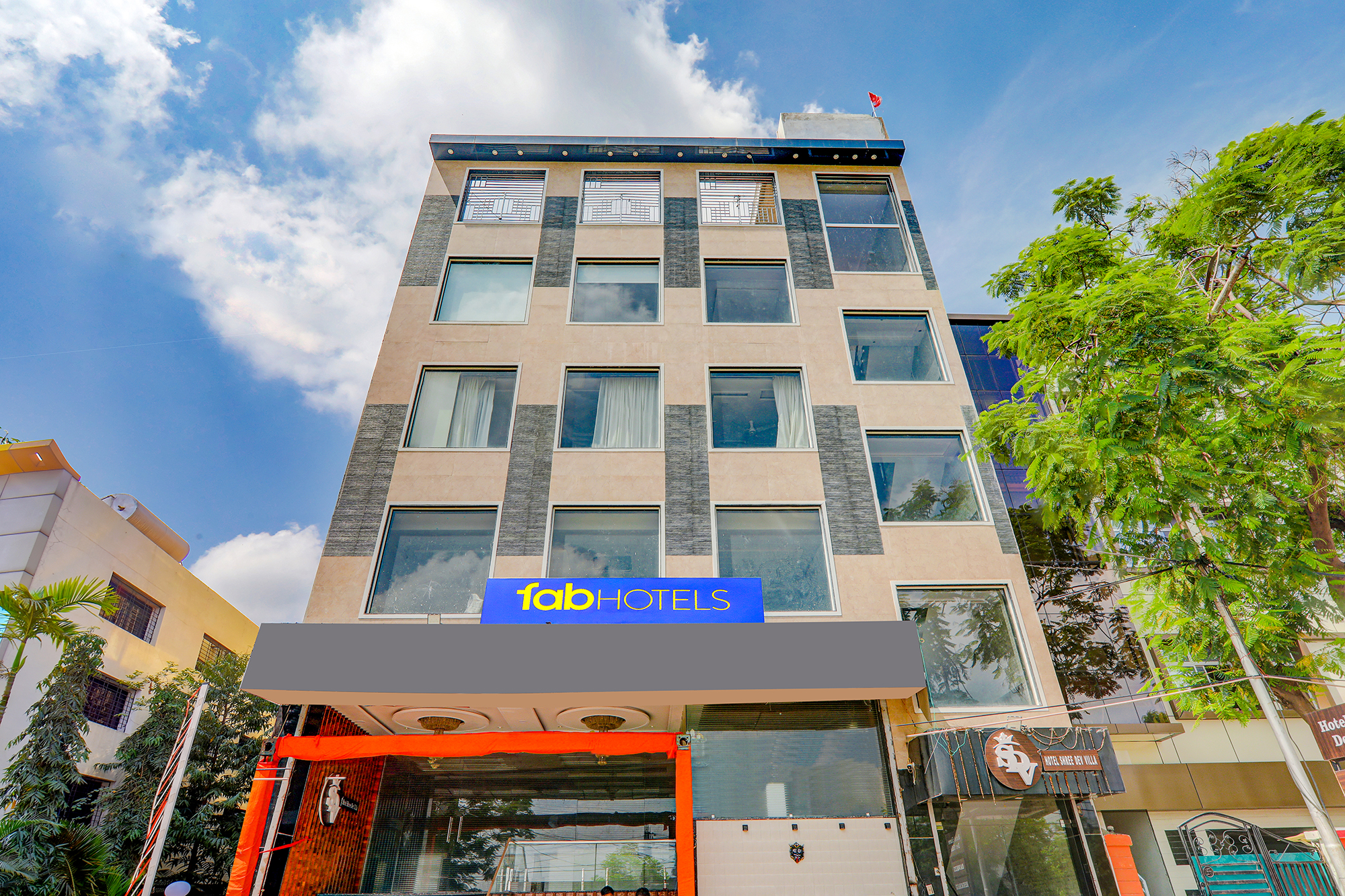 super townhouse oak csjmu kanpur formerly shree dev villa