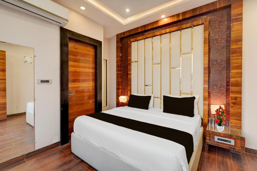 super townhouse oak csjmu kanpur formerly shree dev villa