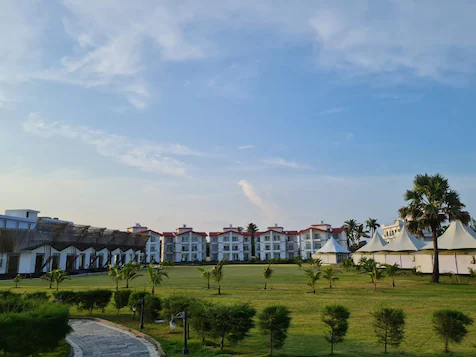 luxury amar tree resort