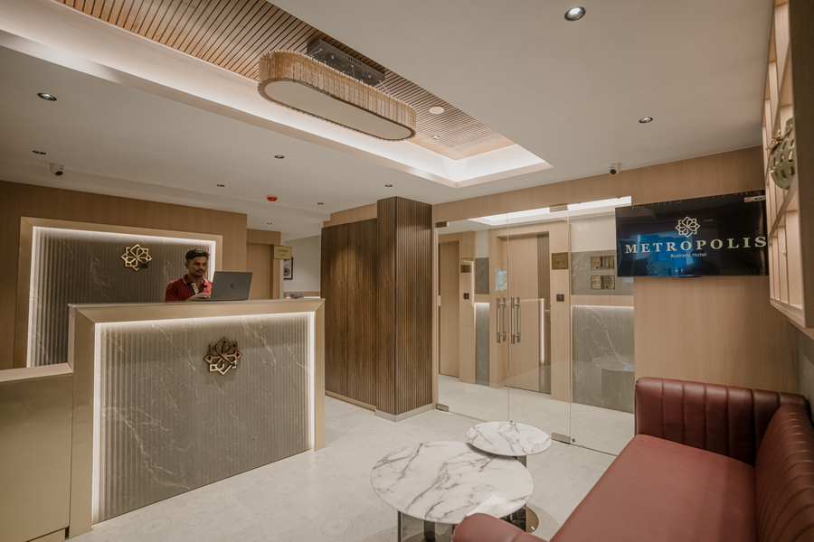 metropolis business hotel