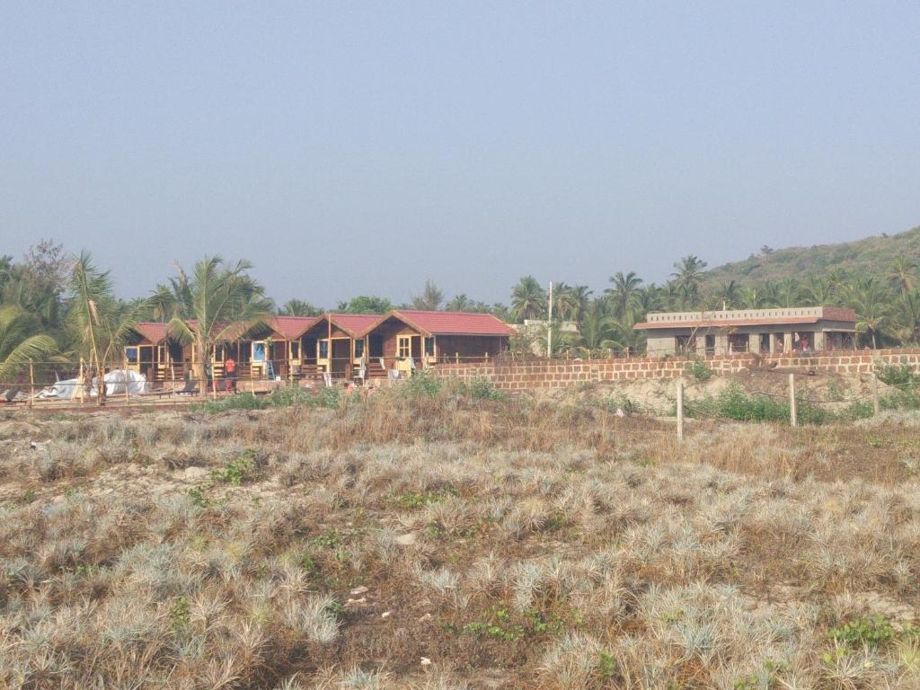 Tropical Cabanas,Devbag,3 star