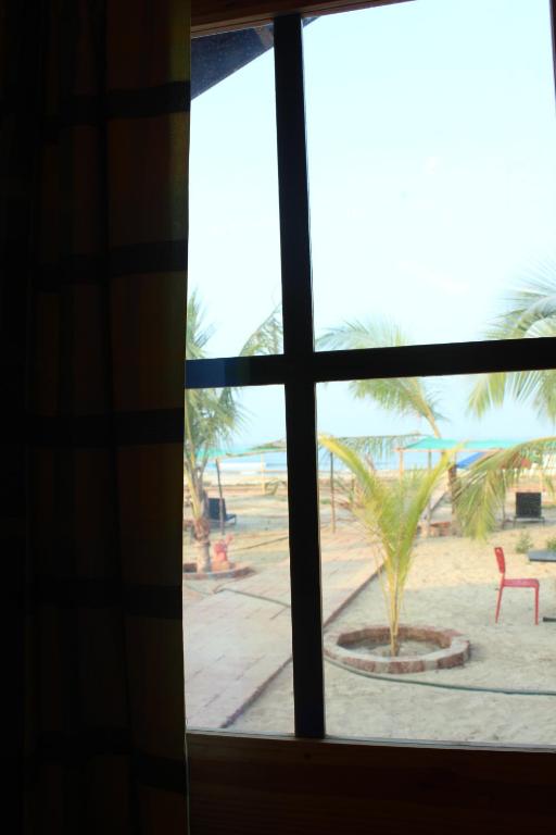 Tropical Cabanas,Devbag,3 star