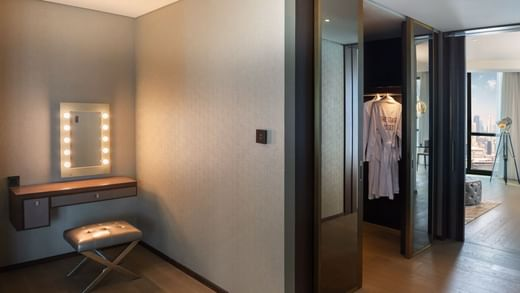 paramount hotel dubai