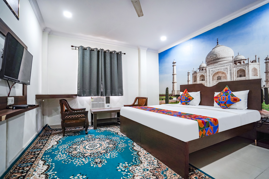 onlystay the taj heritage