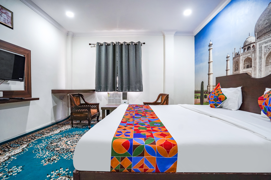 onlystay the taj heritage