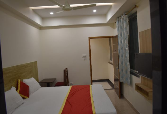 Hotel Harmony Rooms And Banquet,Kankarbagh,3 star